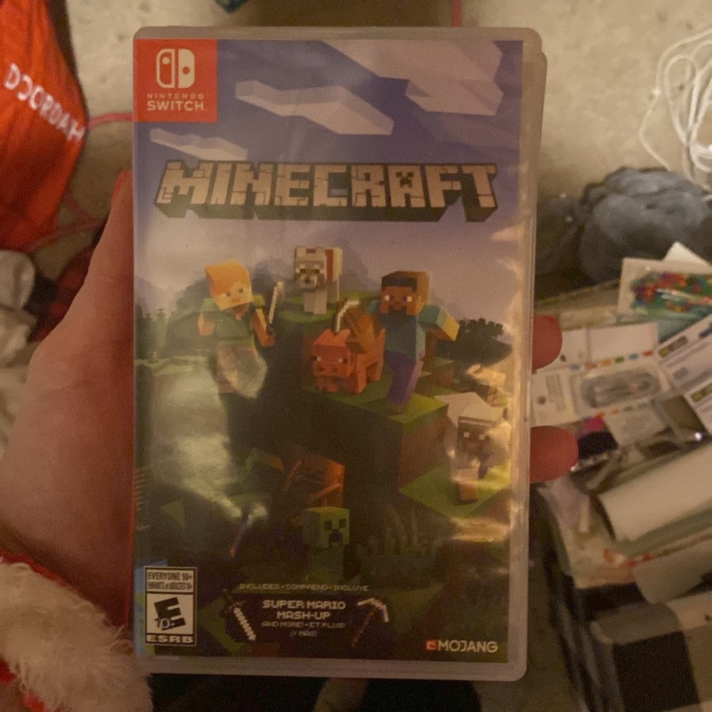 Three Nintendo switch games - Picture 3 of 3
